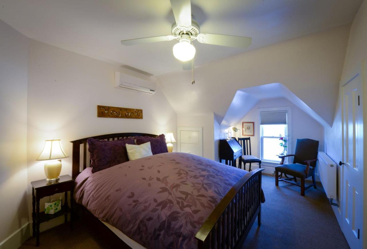 Briar Rose Bed & Breakfast Boulder Room photo